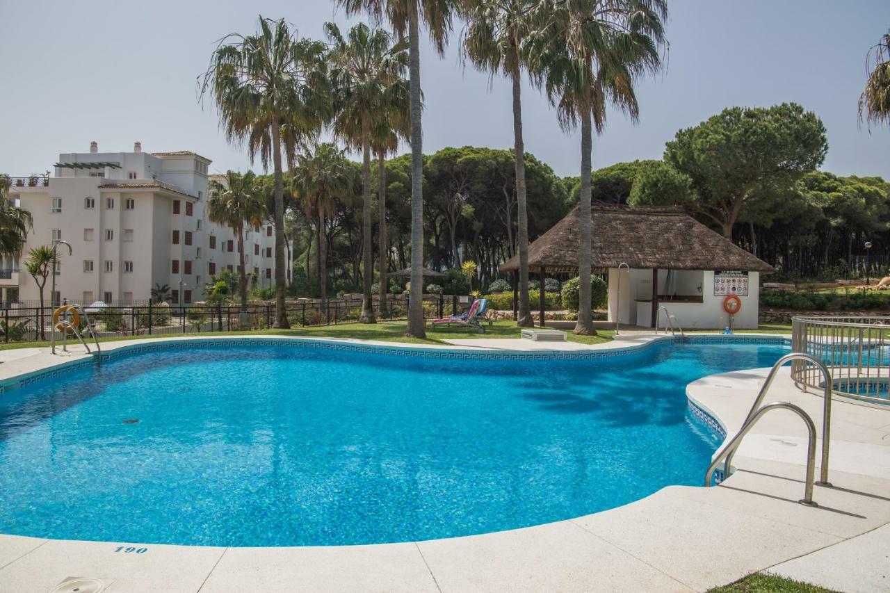 1Br Beachfront Complex - Mi Capricho Sitio de Calahonda Exterior foto